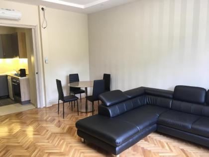 Castel view apartment - image 11