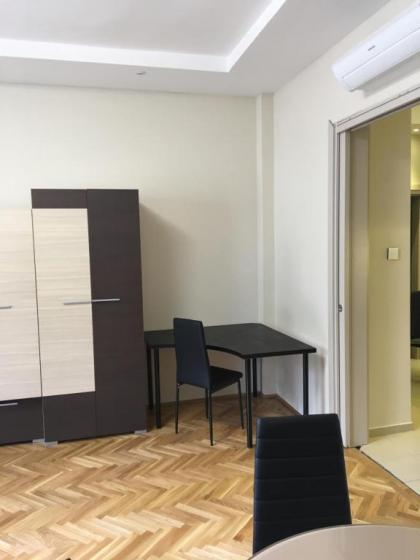 Castel view apartment - image 3