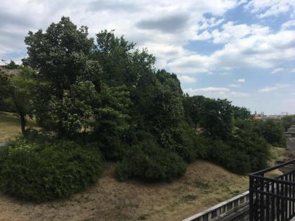 Castel view apartment - image 7