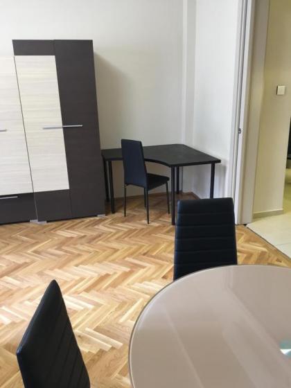 Castel view apartment - image 8