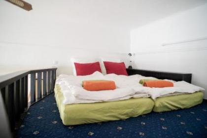 Palace Trees Apartment - image 10