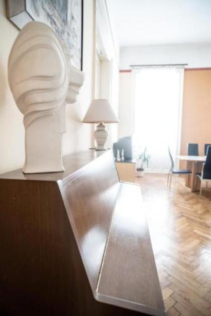 Palace Trees Apartment - image 13