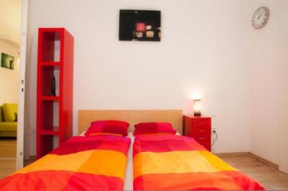 Anastasia 2 bedrooms apartment on Váci utca - image 19