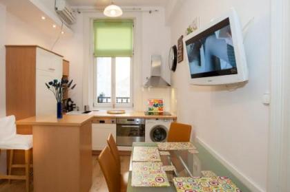 Anastasia 2 bedrooms apartment on Váci utca - image 8