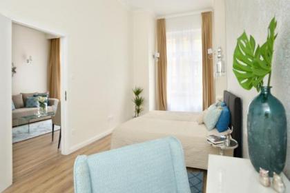 Julia superior apartment in the city center. - image 17
