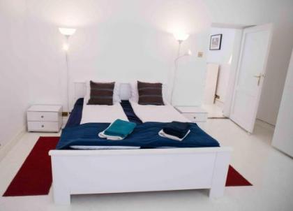 Splendid Trees Apartment - image 15