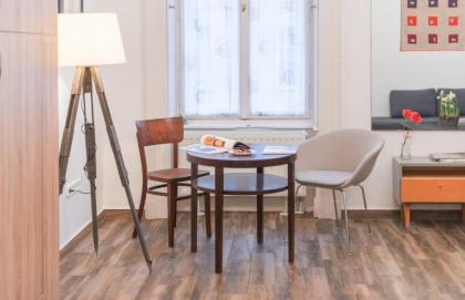 Family and Friends apartment Budapest - image 3