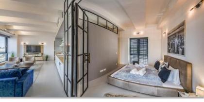 LOFT Astoria - image 13