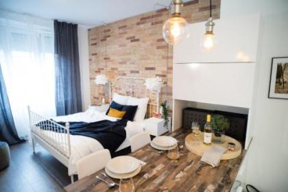 Charming Trees Apartment - image 1