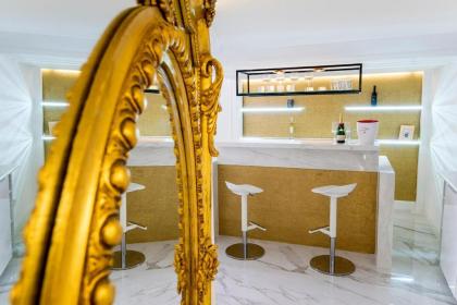 Enzo Capo Luxury Sinagoga - image 3