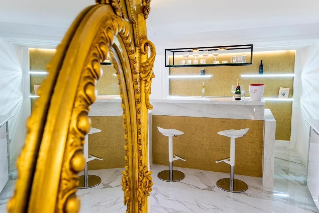 Enzo Capo Luxury Sinagoga - image 3