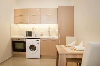 Roxana apartments - image 16