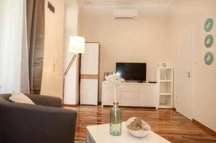 Roxana apartments - image 17