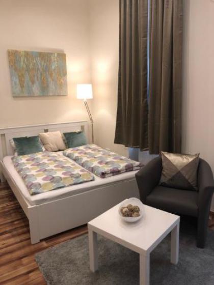 Roxana apartments - image 2