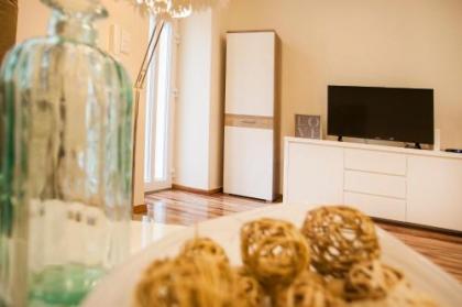 Roxana apartments - image 8