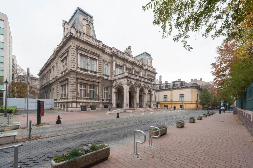 Szentkirályi Art Studio - image 2