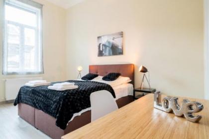 K11 Exclusive Apartment at Szimpla - image 14