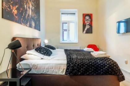 K11 Exclusive Apartment at Szimpla - image 17
