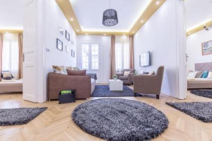 Real Apartments Zoltán - image 10
