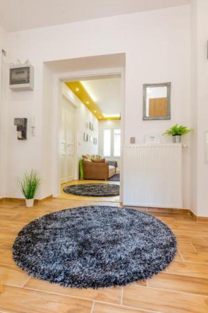 Real Apartments Zoltán - image 13