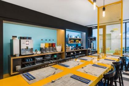 D8 Hotel - image 19