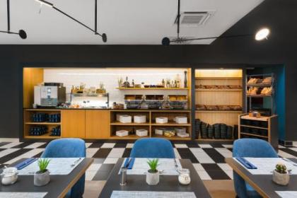 D8 Hotel - image 20