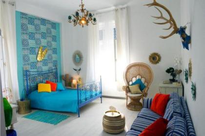 La Casa-Wonder Deer Lux Apartments at Fashion street - image 1
