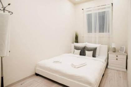 New luxury apartment in the center with A/C - image 13