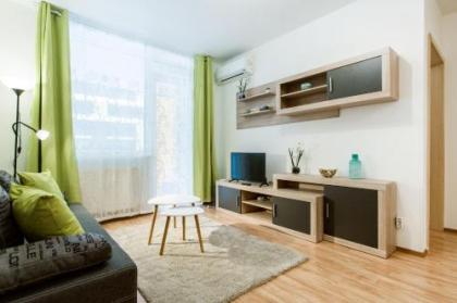 Corvin 4 Sun Resort Apartment - image 1