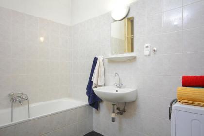 Blue Rose Apartment - image 11