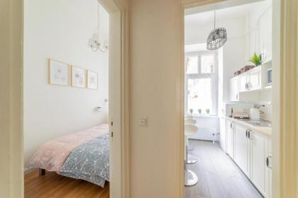 Rumbach Residence - image 10