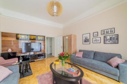 Rumbach Residence - image 13