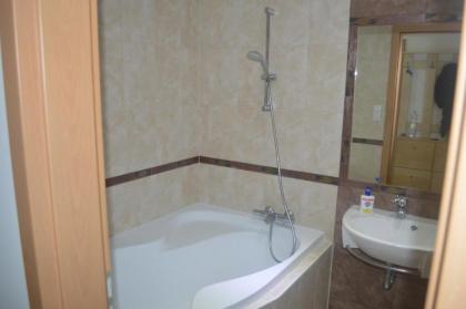 Telepes Apartman - image 13