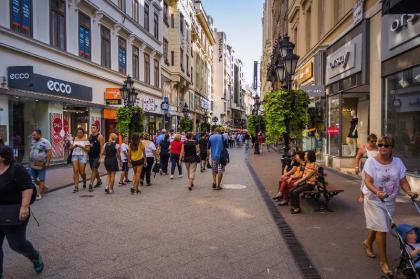 Premium Serviced Residences - Vaci Fashion Street