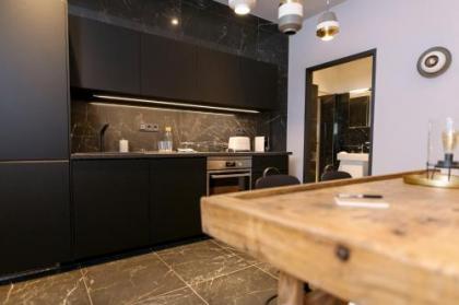 TG Hotel Suites Budapest - image 13