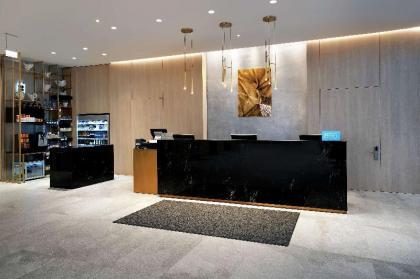 Hilton Garden Inn Budapest City Centre - image 2