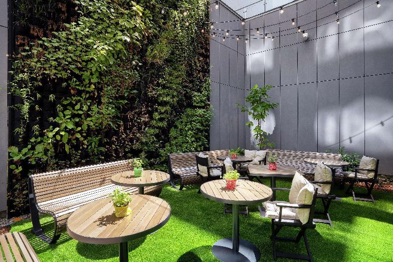 Hilton Garden Inn Budapest City Centre - image 7