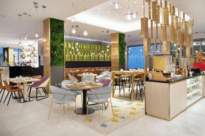 Hilton Garden Inn Budapest City Centre - image 8