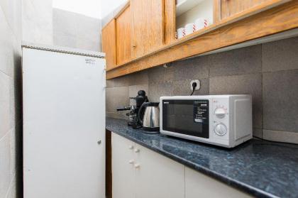 2B Hostel & Rooms - image 19