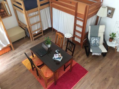 Central Market Hall Zen Hostel - image 2