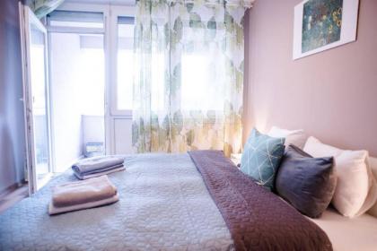 Peaceful cozy and new apartment with balcony - image 5