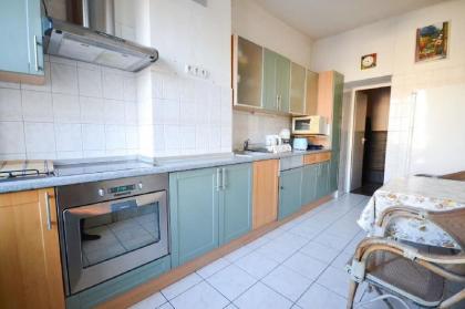 Vigado Sq. Panorama Apartment - image 4