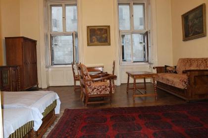 City Center Apartment