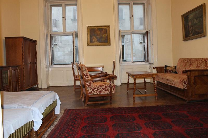 City Center Apartment - main image
