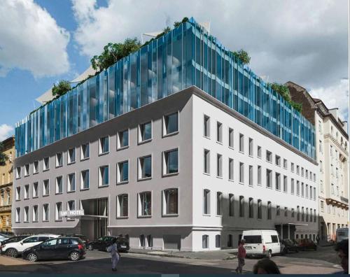 Up Hotel Budapest - main image