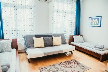 Elite One Bedroom Apartments  - image 10