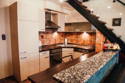 Elite One Bedroom Apartments  - image 5