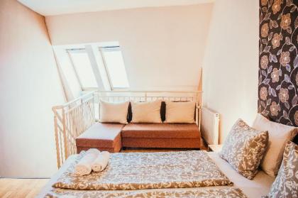 Elite One Bedroom Apartments  - image 6