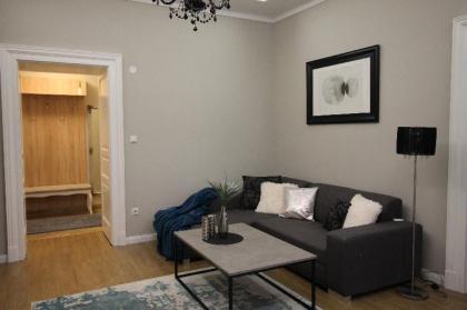 Polar Light Apartment - image 11