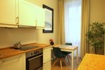 Polar Light Apartment - image 9